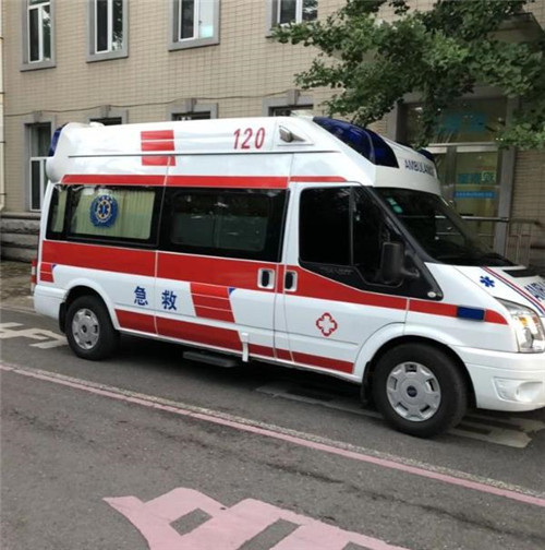 陆良选择我们的救护车出租,开启安心转院之旅